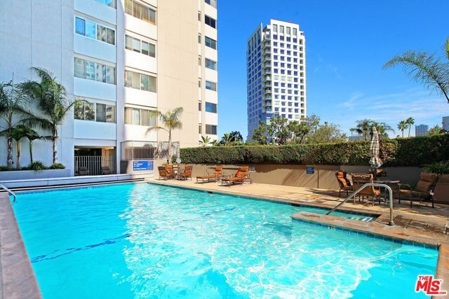 865 Comstock Avenue 16F, Los Angeles, CA 90024
