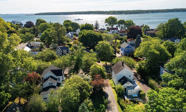 311 5th Street, Greenport, NY 11944