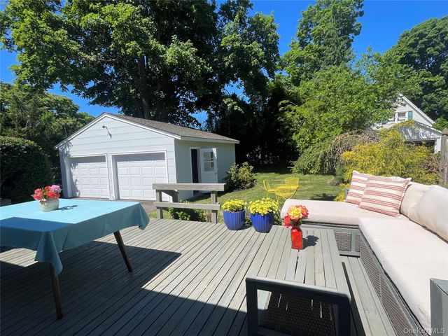 311 5th Street, Greenport, NY 11944
