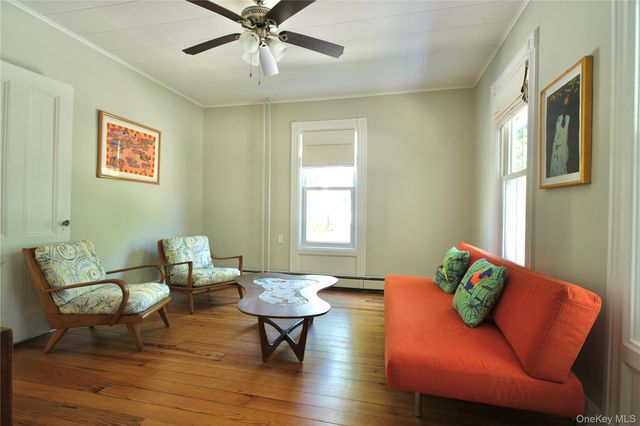 311 5th Street, Greenport, NY 11944