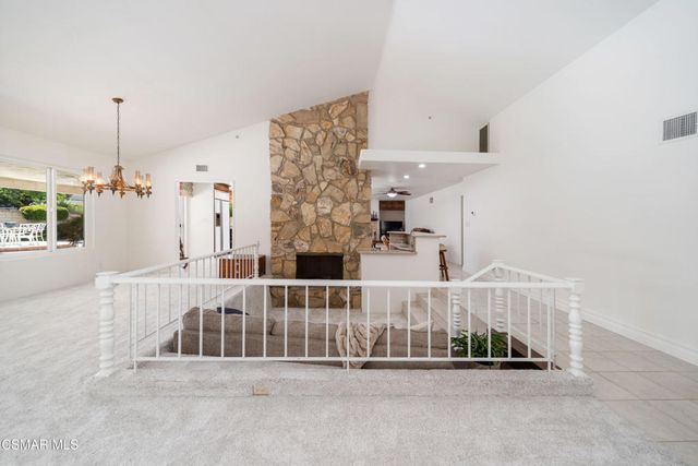 587 Calle Sequoia, Thousand Oaks, CA 91360