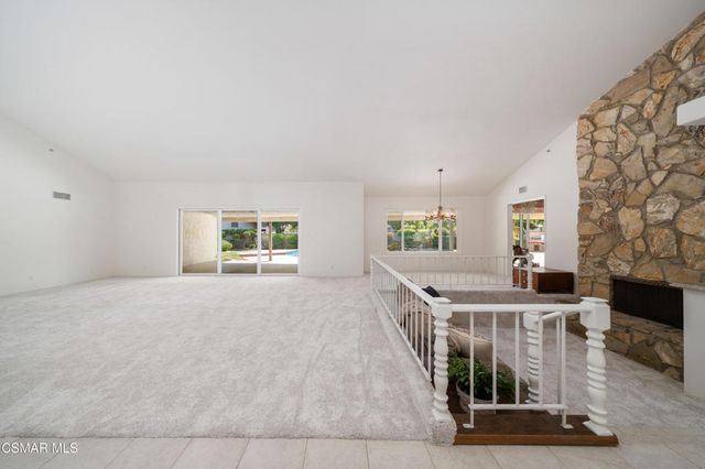 587 Calle Sequoia, Thousand Oaks, CA 91360