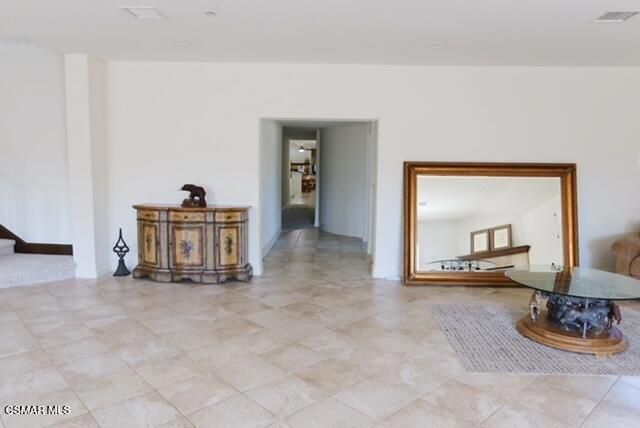 587 Calle Sequoia, Thousand Oaks, CA 91360