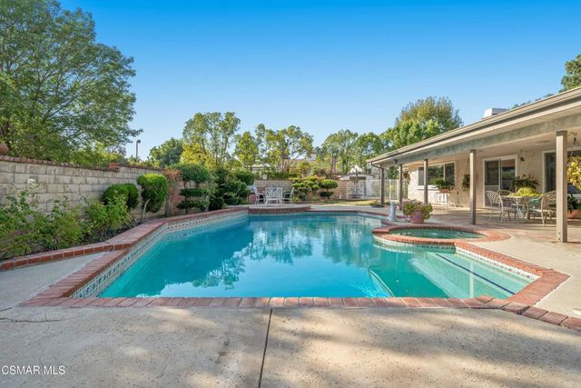 587 Calle Sequoia, Thousand Oaks, CA 91360