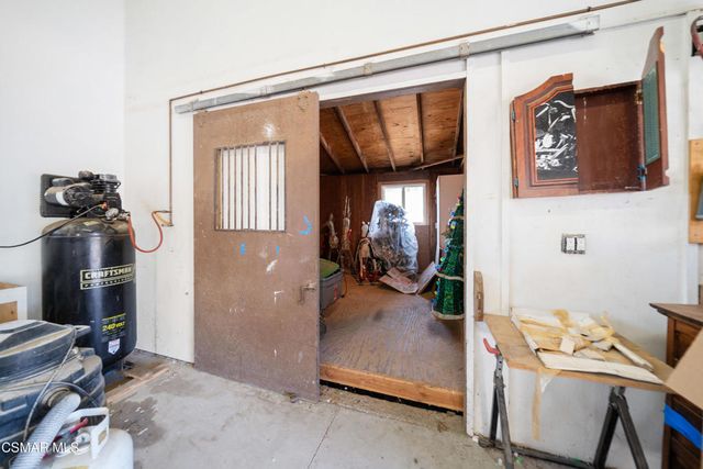 587 Calle Sequoia, Thousand Oaks, CA 91360