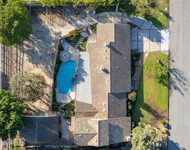 587 Calle Sequoia, Thousand Oaks, CA 91360