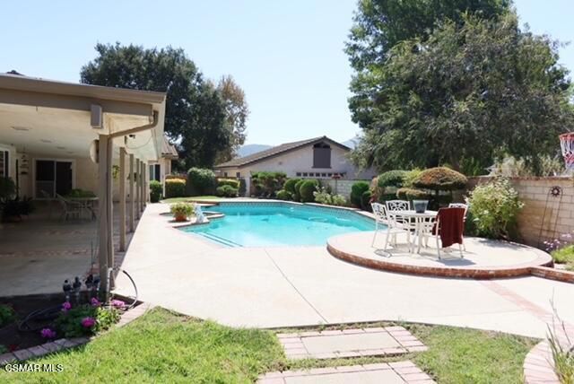 587 Calle Sequoia, Thousand Oaks, CA 91360