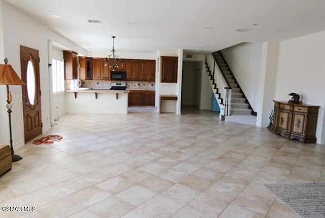 587 Calle Sequoia, Thousand Oaks, CA 91360