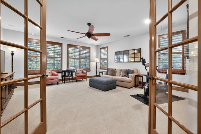 708 Misty Ridge Cir, Folsom, CA 95630