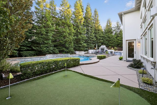 708 Misty Ridge Cir, Folsom, CA 95630