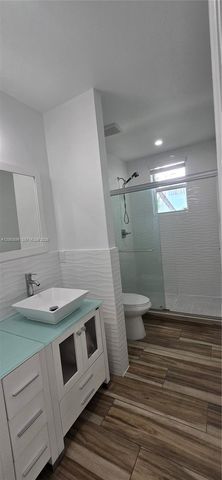 3675 Thomas Avenue 3675, Miami, FL 33133