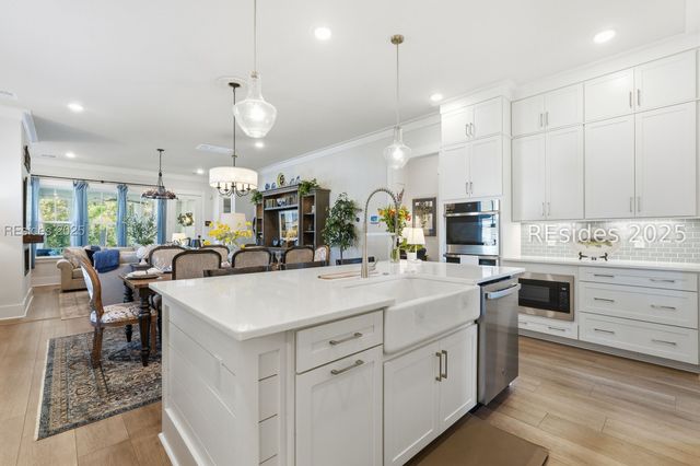 9 Blue Dasher Ln, Bluffton, SC 29909