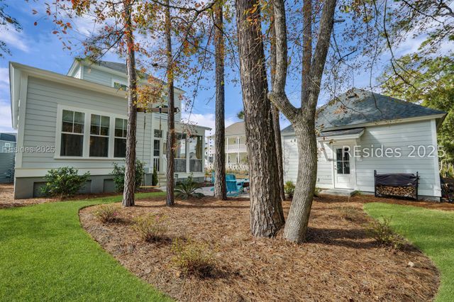 9 Blue Dasher Ln, Bluffton, SC 29909