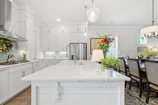 9 Blue Dasher Ln, Bluffton, SC 29909