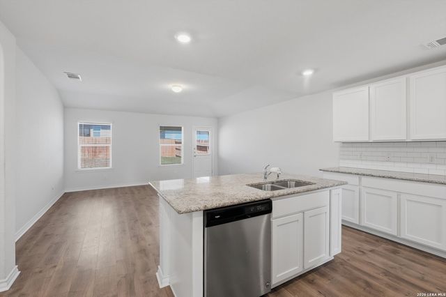 6715 Kingsley Edge, San Antonio, TX 78252