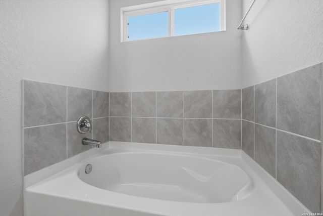 6715 Kingsley Edge, San Antonio, TX 78252