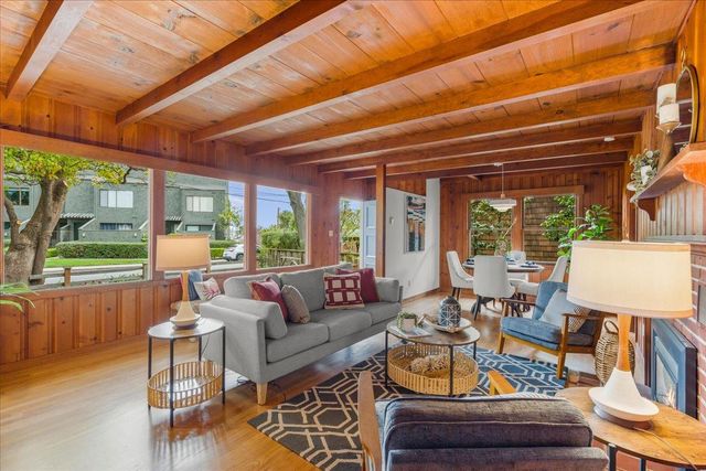 265 4th Avenue, Santa Cruz, CA 95062