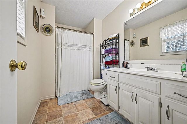 8704 Cleveland Avenue, Kansas City, KS 66109