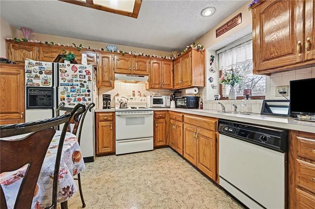 8704 Cleveland Avenue, Kansas City, KS 66109