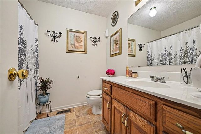 8704 Cleveland Avenue, Kansas City, KS 66109