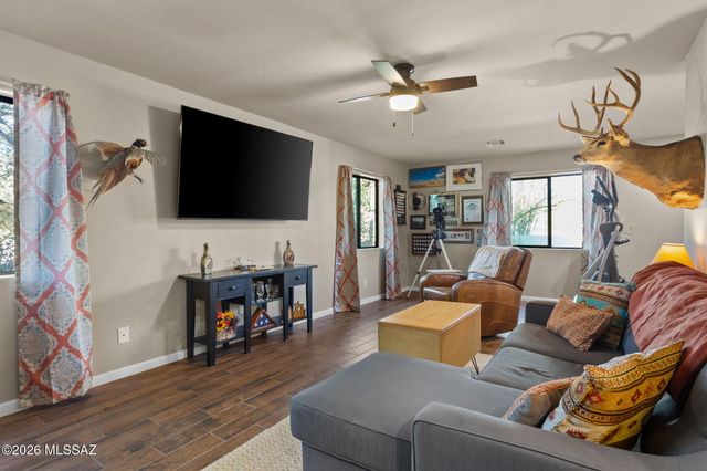 6301 N Misty Lane, Tucson, AZ 85743