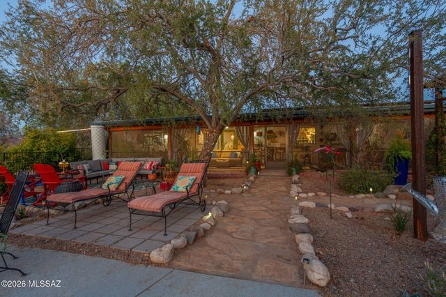 6301 N Misty Lane, Tucson, AZ 85743