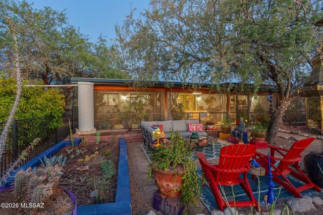 6301 N Misty Lane, Tucson, AZ 85743
