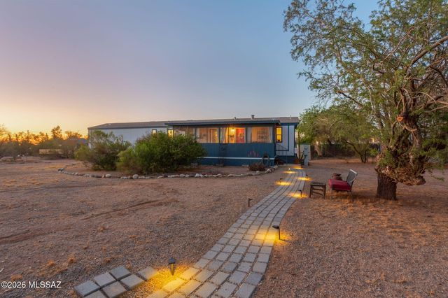 6301 N Misty Lane, Tucson, AZ 85743