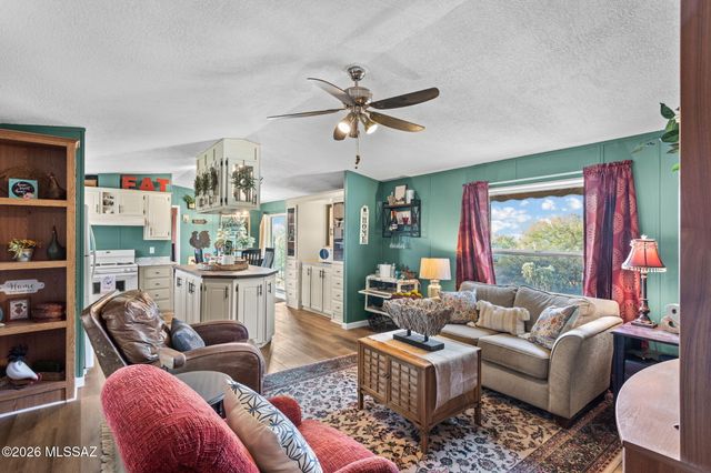 6301 N Misty Lane, Tucson, AZ 85743