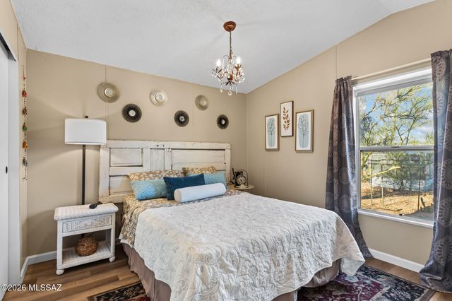 6301 N Misty Lane, Tucson, AZ 85743