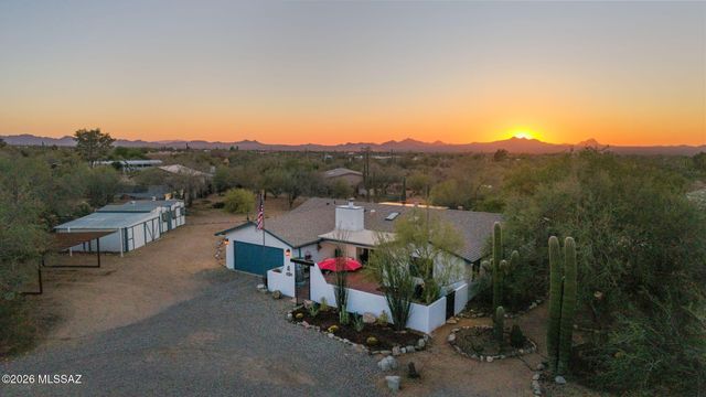 6301 N Misty Lane, Tucson, AZ 85743