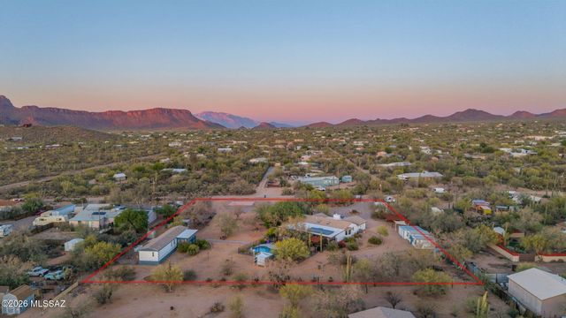 6301 N Misty Lane, Tucson, AZ 85743