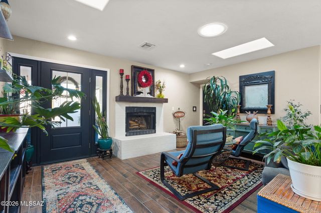 6301 N Misty Lane, Tucson, AZ 85743