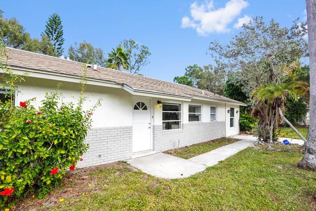 6802 Ocala Avenue, Fort Pierce, FL 34951