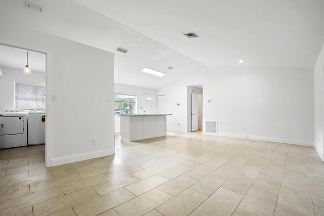 6802 Ocala Avenue, Fort Pierce, FL 34951