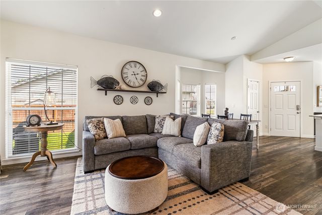 2011 Woodsman Drive, Lynden, WA 98264