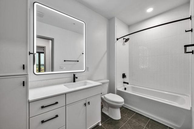 640 Wisconsin Avenue N 357, Golden Valley, MN 55427