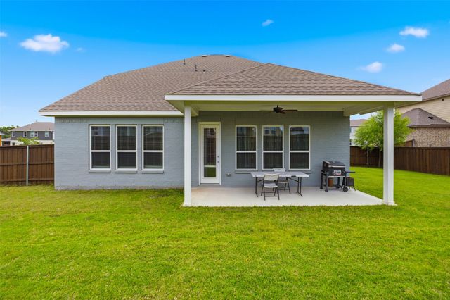 5805 Heatherwood Loop, Sachse, TX 75048