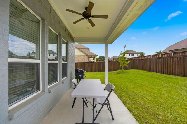 5805 Heatherwood Loop, Sachse, TX 75048