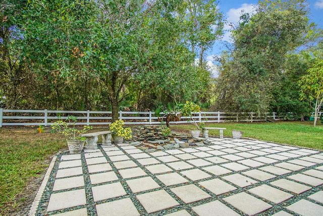 1858 SW Leafy Road, Port St Lucie, FL 34953