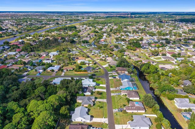 1858 SW Leafy Road, Port St Lucie, FL 34953