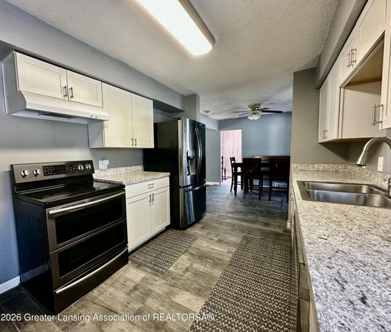 4616 W Saint Joe Highway, Lansing, MI 48917