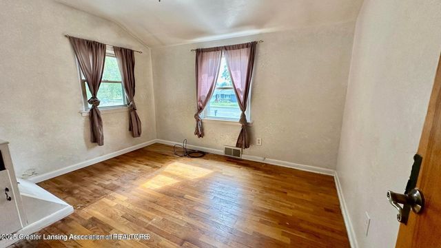 4616 W Saint Joe Highway, Lansing, MI 48917