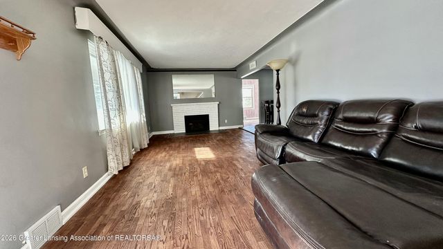 4616 W Saint Joe Highway, Lansing, MI 48917