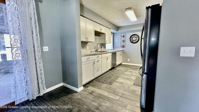 4616 W Saint Joe Highway, Lansing, MI 48917