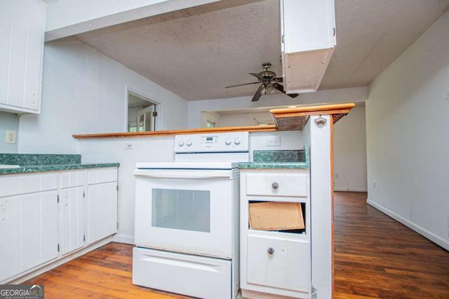 3372 East Hwy 5, Whitesburg, GA 30185