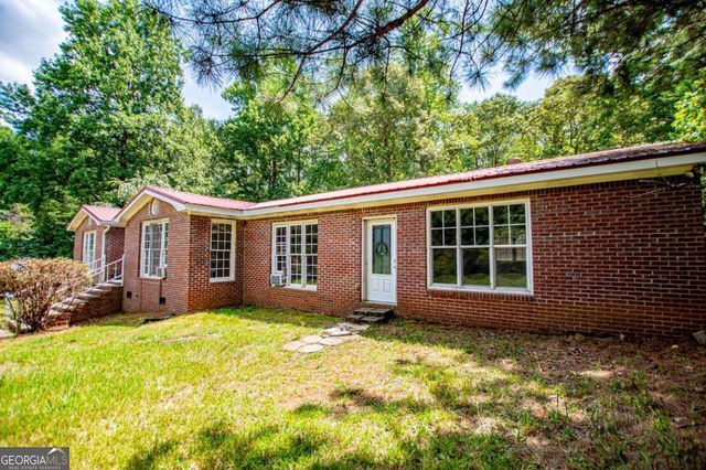 3372 East Hwy 5, Whitesburg, GA 30185