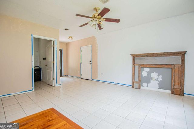3372 East Hwy 5, Whitesburg, GA 30185