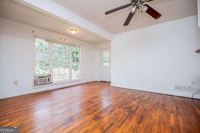3372 East Hwy 5, Whitesburg, GA 30185