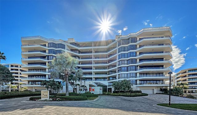 545 SANCTUARY DRIVE B305, Longboat Key, FL 34228